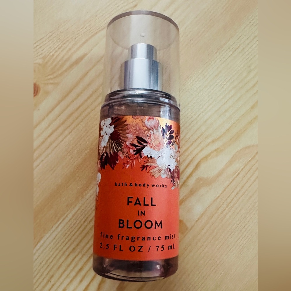 Bath & Body Works Fall in Bloom Fine Fragrance Mist - Orange and Silver